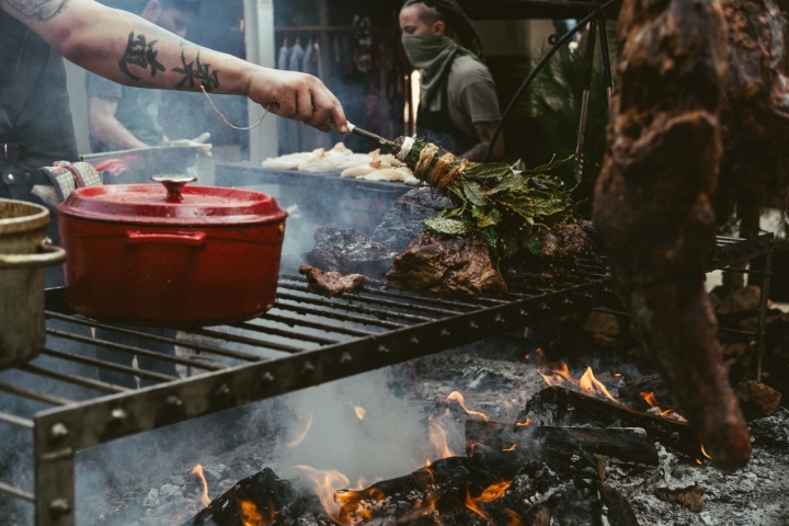 Nesta edição o Chefs on Fire muda de espaço e ocupa o Parque Marechal Carmona, em Cascais (©Manuel Manso) Nesta edição o Chefs on Fire muda de espaço e ocupa o Parque Marechal Carmona, em Cascais (©Manuel Manso)