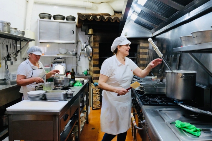 Rita e Ascensão mandam nas guarnições e pratos do dia Rita e Ascensão mandam nas guarnições e pratos do dia