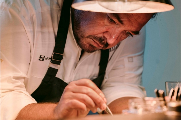 Devolve ao solo tudo o que não consegue aproveitar no restaurante Devolve ao solo tudo o que não consegue aproveitar no restaurante