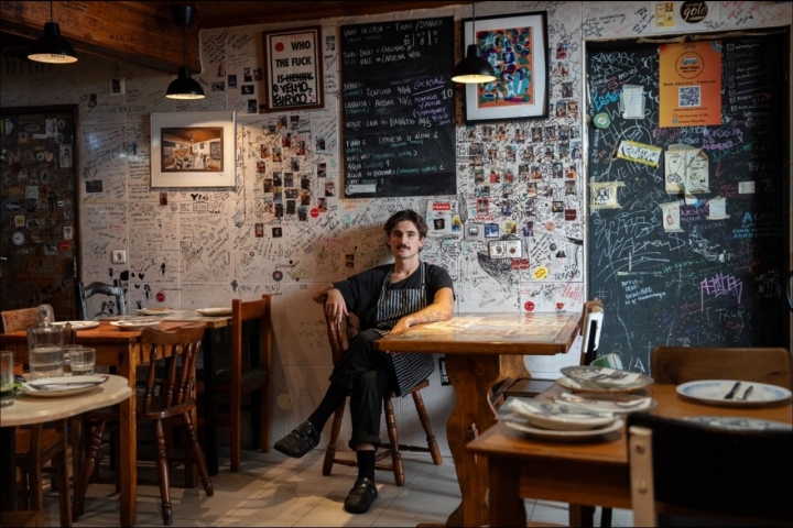 José Paulo Rocha é o “fundador, chef, gestor e o que mais houver para fazer” neste restaurante José Paulo Rocha é o “fundador, chef, gestor e o que mais houver para fazer” neste restaurante