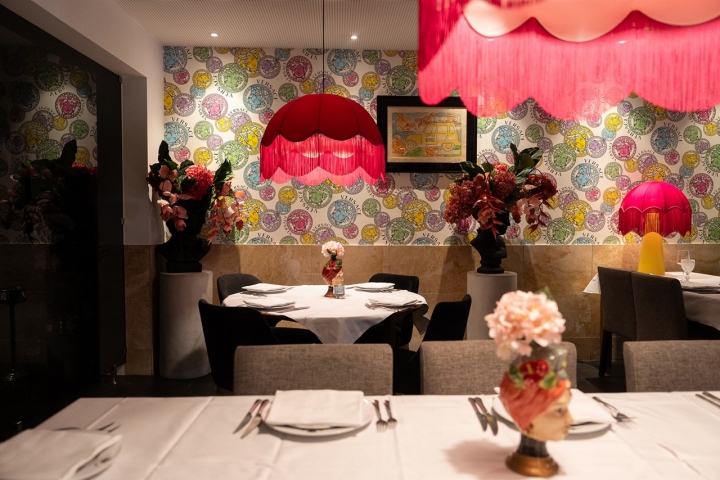 A decoração do Rei dos Leitões vai mudando consoante a estação A decoração do Rei dos Leitões vai mudando consoante a estação