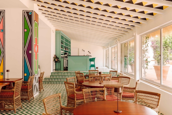 Interior del restaurante Interior del restaurante