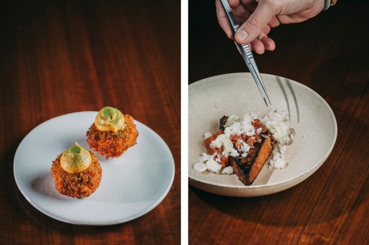 Croquetes de Boi Velho, com maionese de chouriço de Ponte de Lima e pó de salsa, à esquerda; Rabanada de castanha com granizado de queijo da Serra, à direita Croquetes de Boi Velho, com maionese de chouriço de Ponte de Lima e pó de salsa, à esquerda; Rabanada de castanha com granizado de queijo da Serra, à direita
