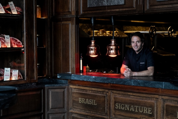 Kiko Martins mergulhou nas suas raízes pernambucanas para criar este boteco