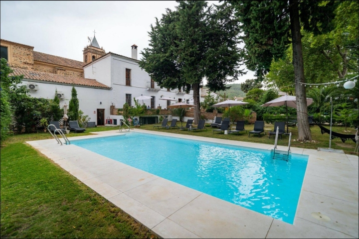 Um mergulho refrescante para os dias mais quentes Um mergulho refrescante para os dias mais quentes