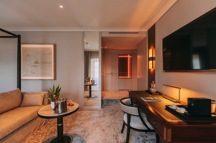 A Casa da Calçada passou de 30 para 35 quartos decorados em tons neutros  A Casa da Calçada passou de 30 para 35 quartos decorados em tons neutros