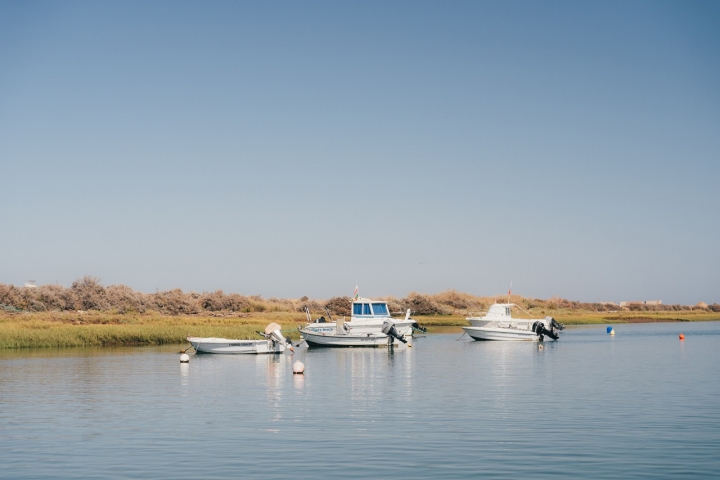 Tavira com todos os seus encantos, é uma cidade-destino. Respeitando a história da região e dando a oportunidade a quem vem de fora de a viver de forma genuína  Tavira com todos os seus encantos, é uma cidade-destino. Respeitando a história da região e dando a oportunidade a quem vem de fora de a viver de forma genuína