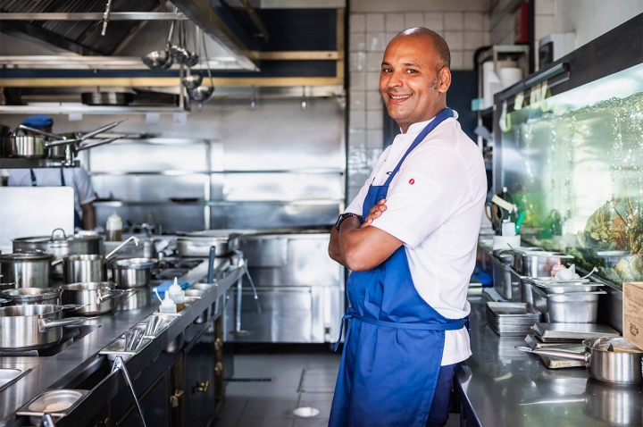 Filipe Pina é o chef residente do Maré. Filipe Pina é o chef residente do Maré.