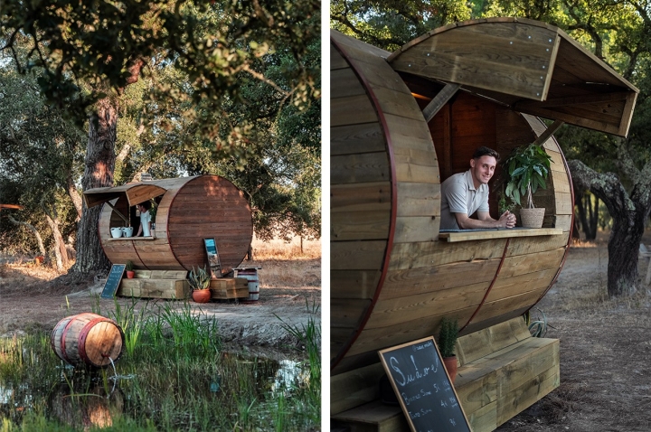 Romeu Parreira construiu o barril em madeira do Suave, o seu bar em Melides. Romeu Parreira construiu o barril em madeira do Suave, o seu bar em Melides.