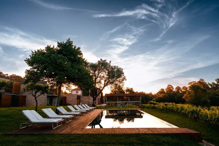 Descanso entre as vinhas Descanso entre as vinhas