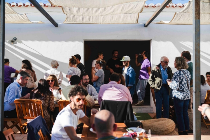 É dia de festa na adega Gerações da Talha. É dia de festa na adega Gerações da Talha.