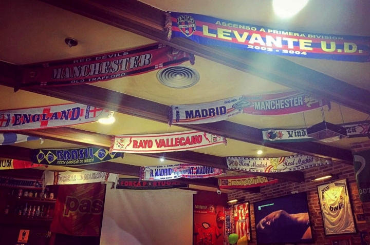 Detalles de la La Cervecería Deportiva. Foto: Facebook.
