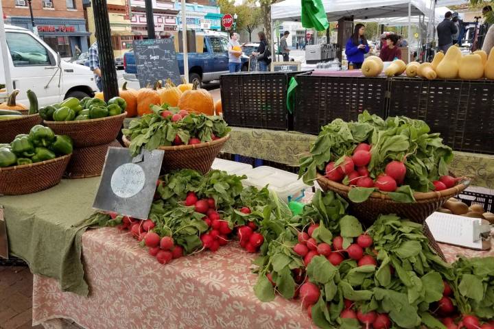 En 'Mount Pleasant' los vegetales vienen de huertas cercanas. Foto: Belkys Mones