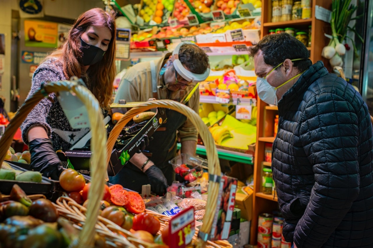 Los agricultores te plantan su huerta directamente en tu mesa