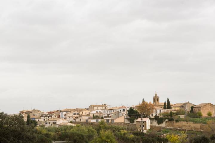 El pueblo de Siétamo visto desde fuera.