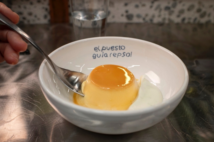 El flan de nata fresca de oveja.