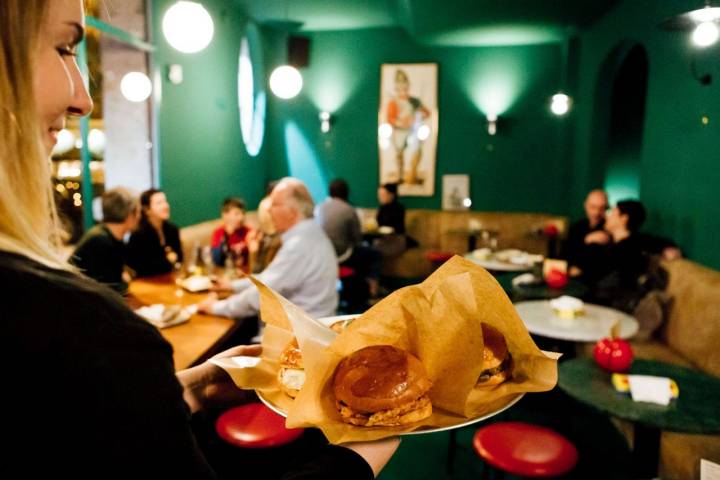 Que no te engañe la presentación informal, se trata de bocadillos gourmet.