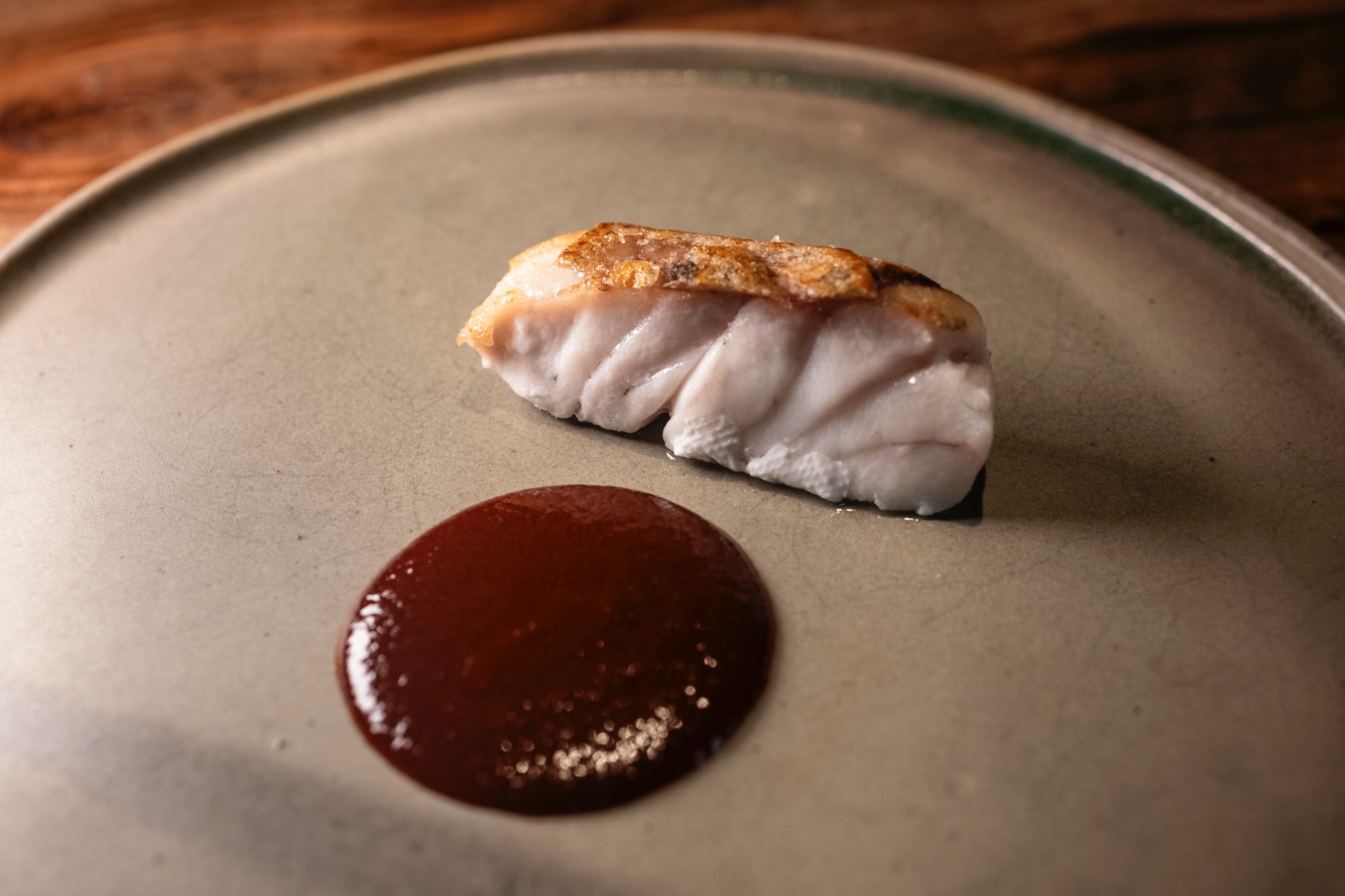 Mero negro canario con salsa vizcaína de cordero.