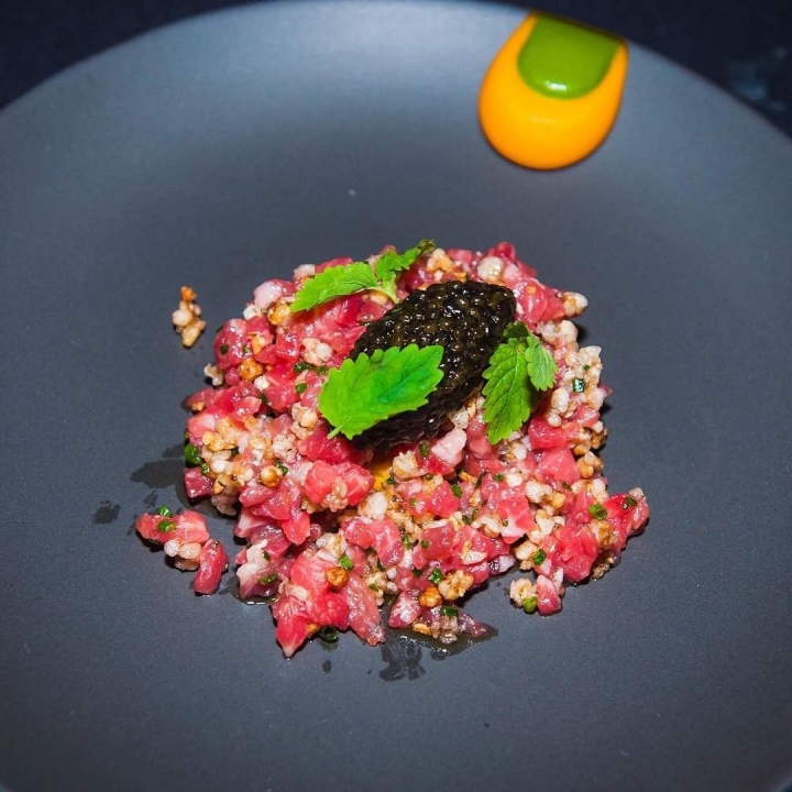 El tartar no puede faltar en una carta molona. / Foto: Instagram