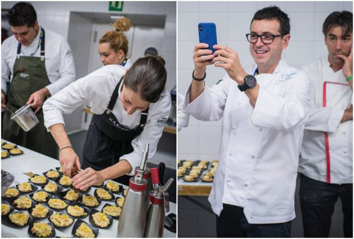 La ensaladilla de Cristina Salas llevaba espuma de aceituna verde y patata crujiente. Junto a ella, Richard Camarena.