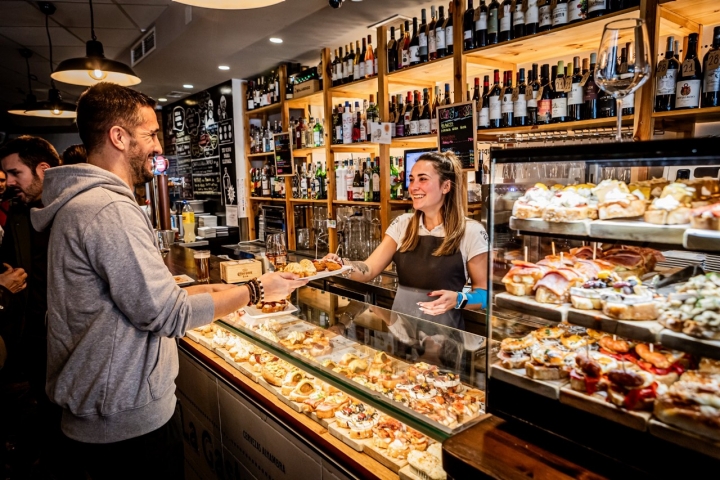 Pinchos, vinos y recetas interesantes. 