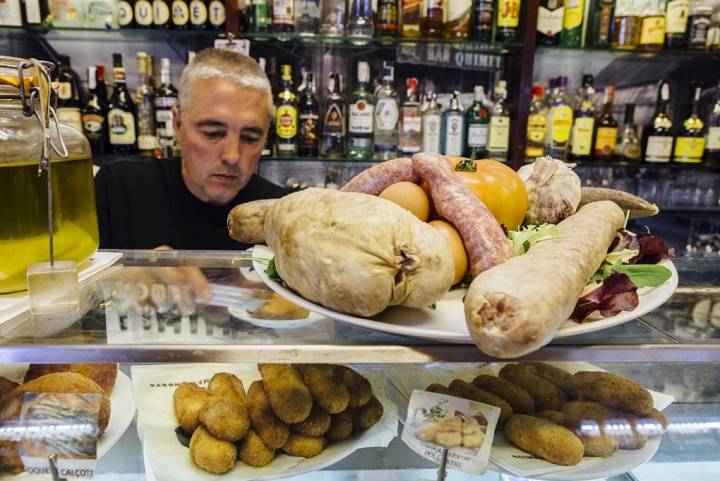 En este local, presumen de materia prima.