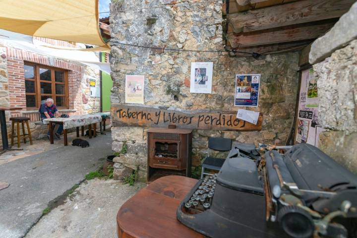 Exterior de ‘La Librería de Pimiango’.