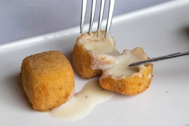 croquetas queso peral