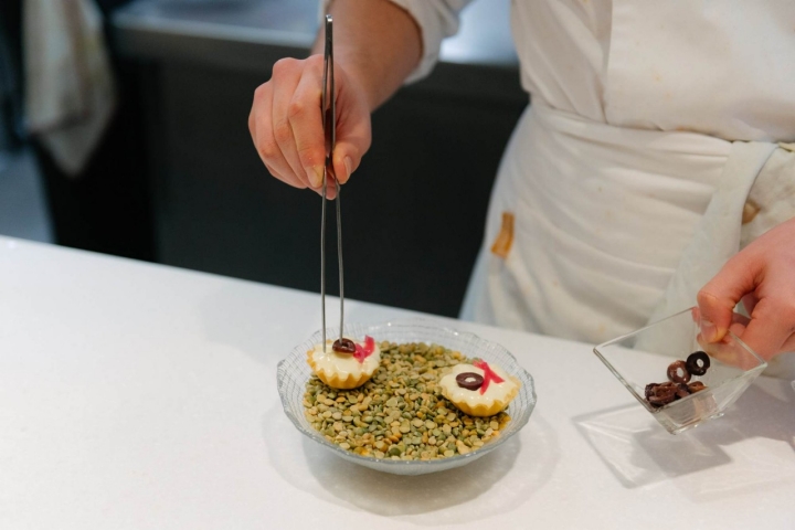 Espuma de brandada con aceituna kalamata