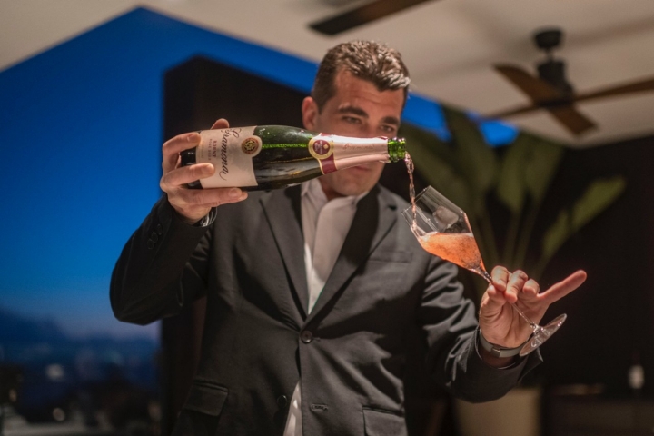 Emilio Tortosa, sumiller del restaurante Cráter (Tenerife).