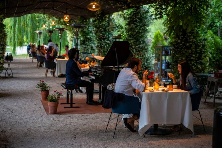 El nuevo restaurante de la Huerta de Carabaña está a una hora del centro de Madrid.