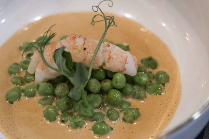 Guisantes del Maresme con cigala.