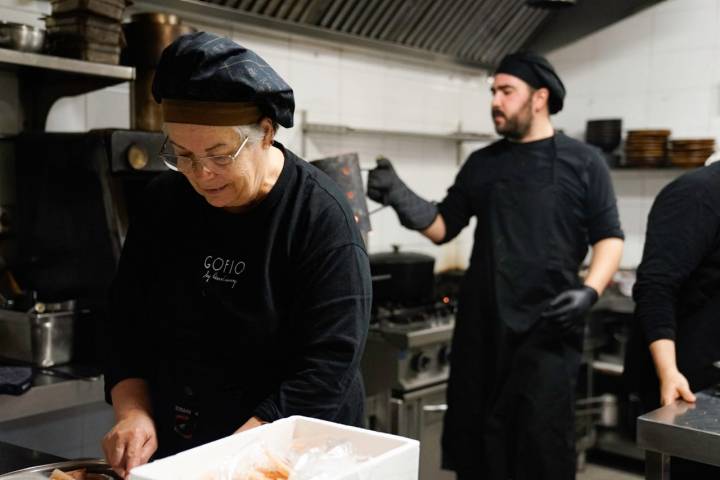 'Gofio' basa su cocina en productos y enfoques puramente canarios con giros novedosos en su cocina.