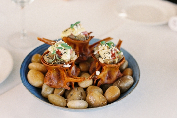 Berenjena, puerro y holandesa Berenjena, puerro y holandesa