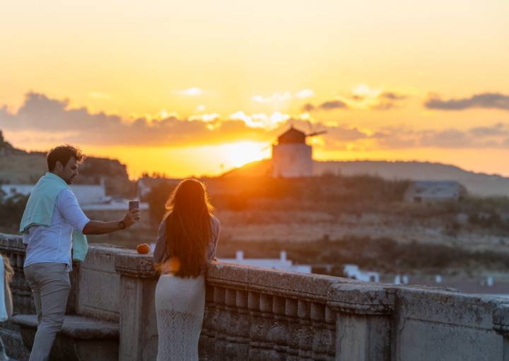 El atardecer sobre los molinos de Vejer es inolvidable.