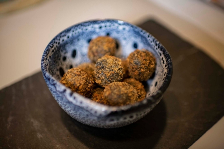 Croquetas de choco en primavera, de buey de mar en verano… será difícil que repitas ingrediente.