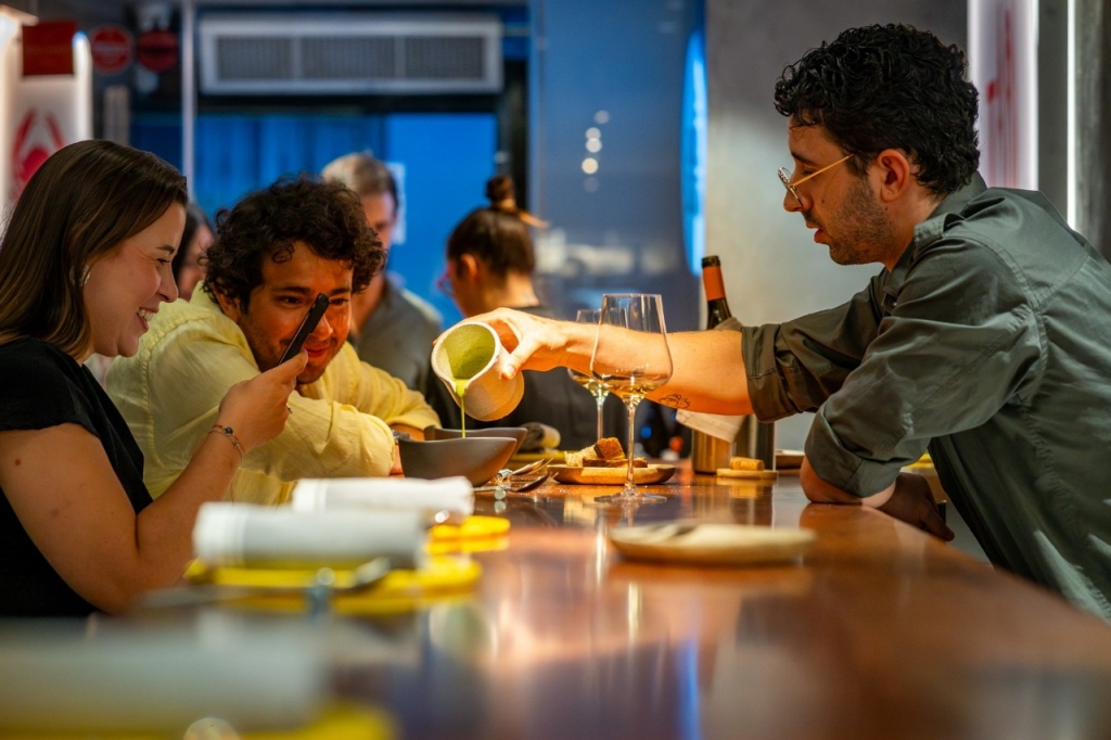 La barra infinita a la que lanzarse en Sevilla La barra infinita a la que lanzarse en Sevilla