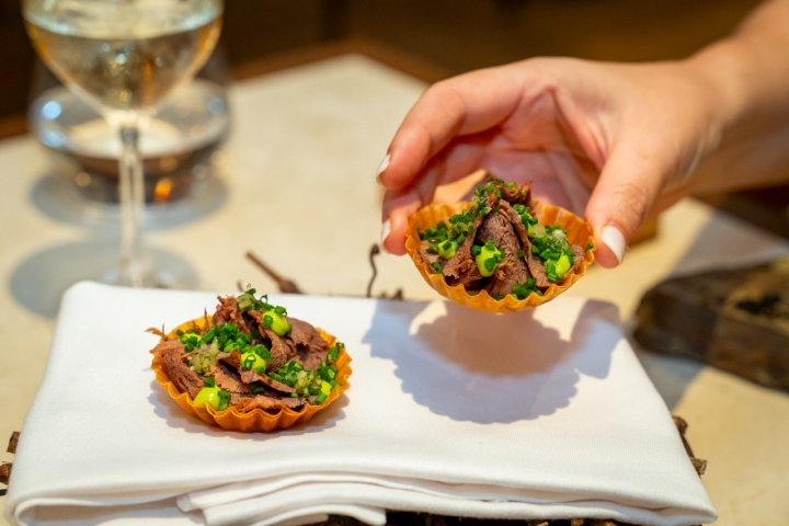 Restaurante Vinum Priorat lengua