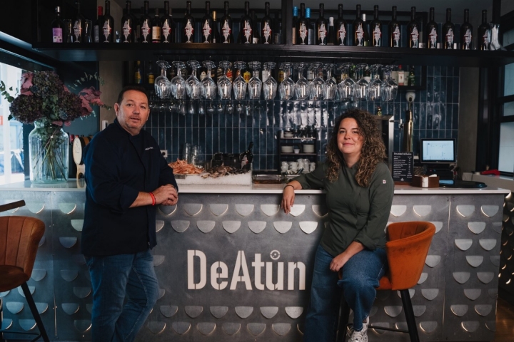 Damián Ríos y Esther Llano, del restaurante DeAtún (Madrid).
