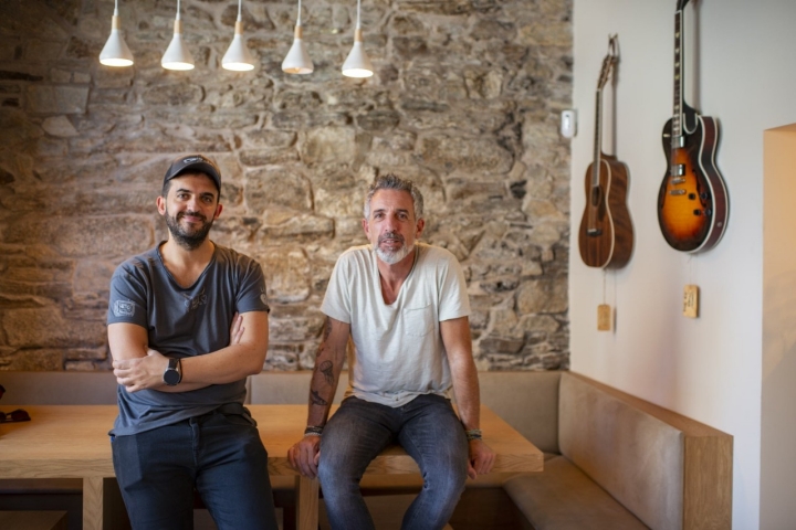 David Ábalo, jefe de cocina, con Pepe Solla.