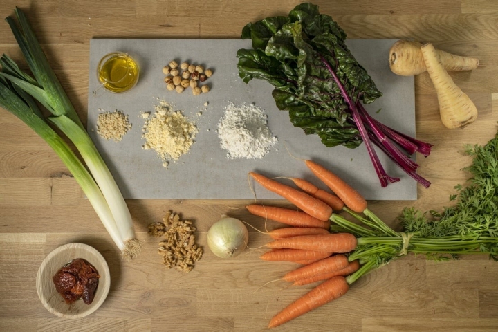 El punto fuerte del relleno es la combinación de ingredientes con sabores reconocibles.