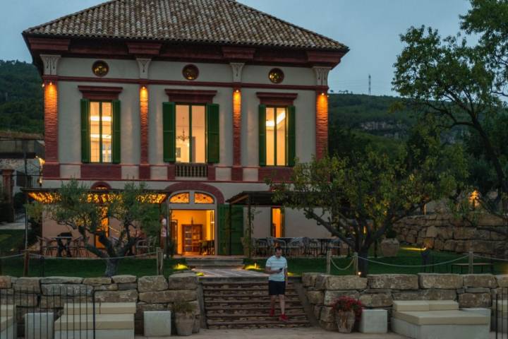 Bodega MontRubí: terraza del hotel