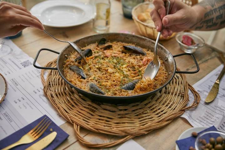 fideua la mar salada camping miramar