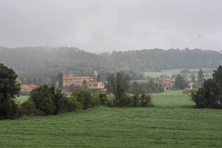 Madremanya (Báix Ampurdán) desde el pueblo se divisan otras de las joyas del Báix Ampurdá.