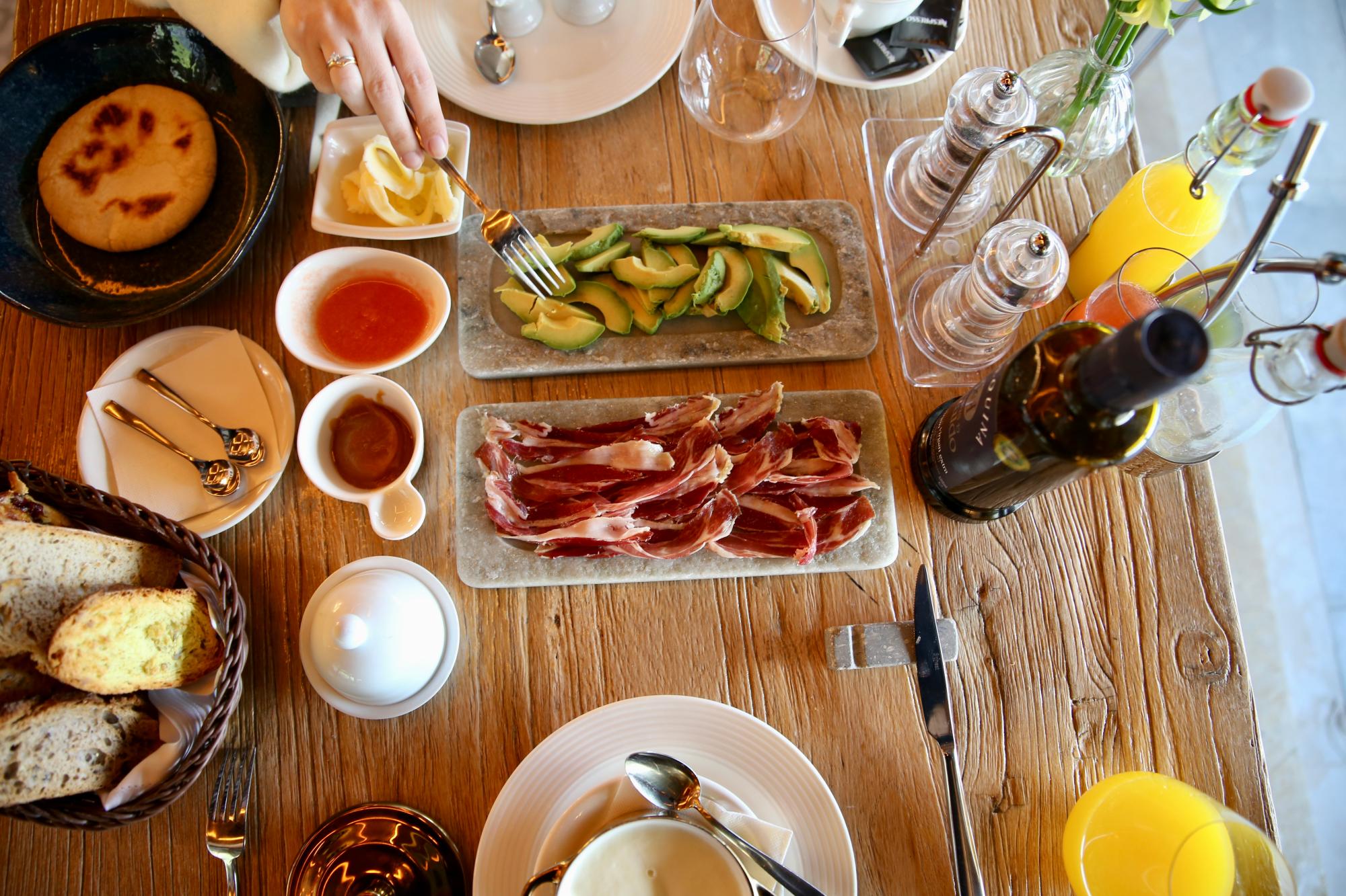 Desayuno del hotel Puebloastur