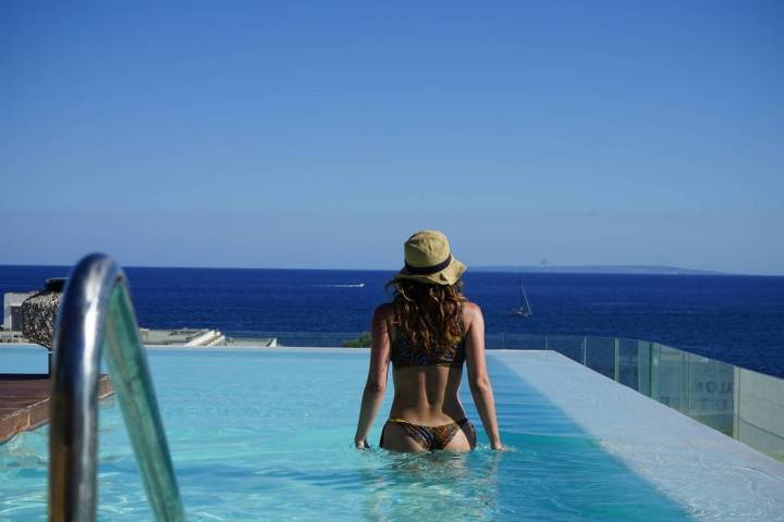 infinity pool agua de ibiza