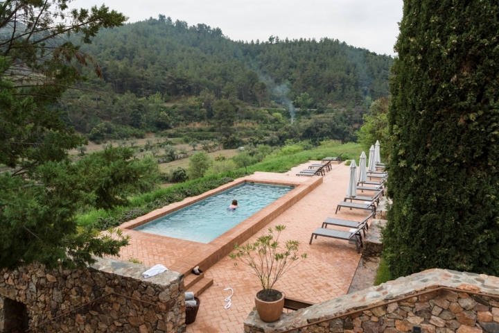 Piscina. HOTEL Y WINERY TERRA DOMINICATA