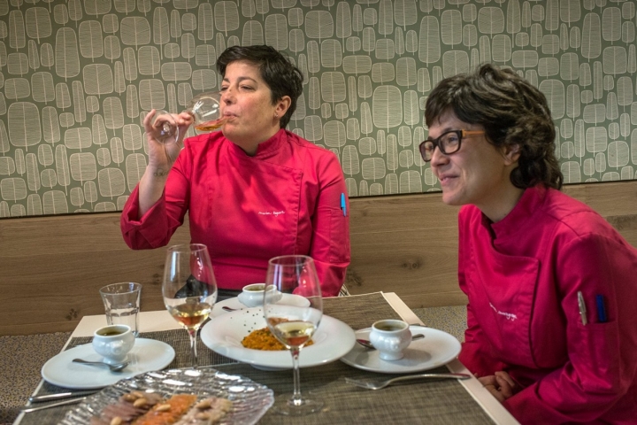 Carmen y Marian se conocen desde pequeñas y su compenetración hace que todo fluya con naturalidad. Foto: Alfredo Cáliz.