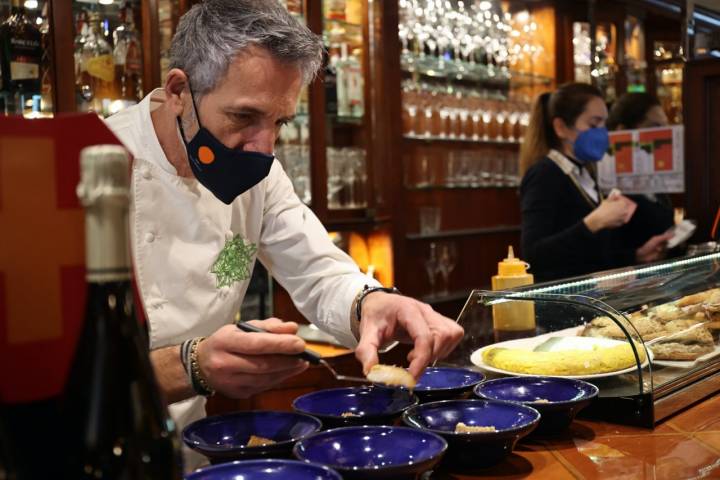 De pintxos con los Soles 2022: Pepe Solla en 'Agustín'