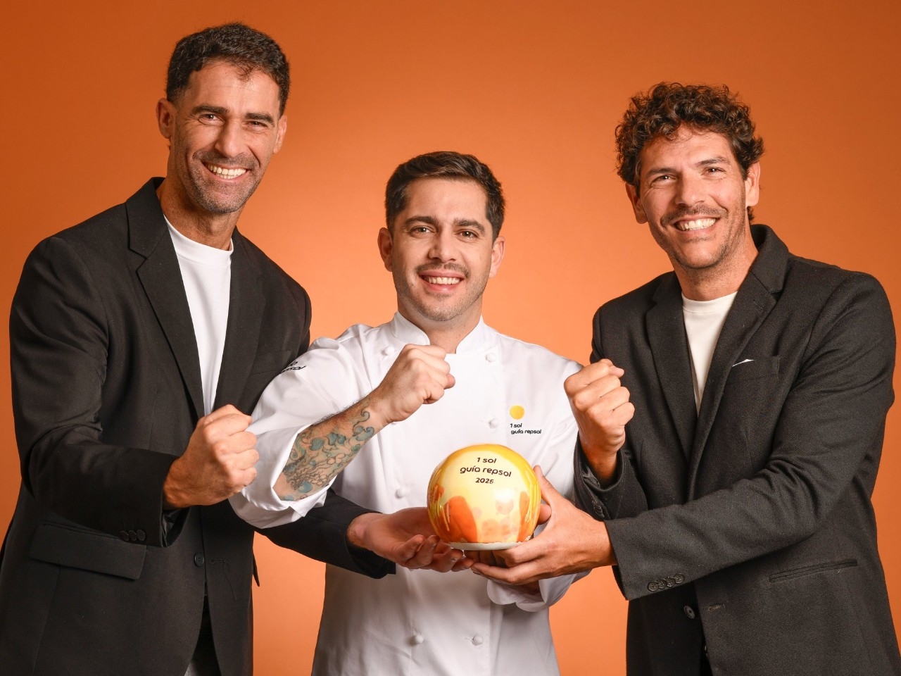El chef Paco Budia, Sem Suárez y Héctor Suárez, los tres socios de Revés Bistro (Las Palmas de Gran Canaria).